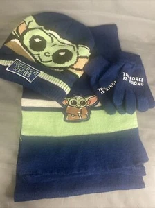Mandalorian Boys Hat Gloves Scarf Child Yoda Star Wars One Size 3 pc Set - Picture 1 of 4
