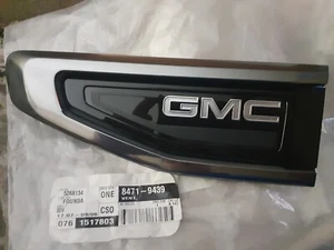 Genuine GMC Nightrider 2022 Driver Side Front Fender Ornamentation PN# 84719439 - Picture 1 of 5