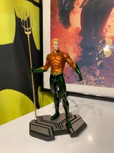 Aquaman Statue DC Collectibles - Picture 1 of 8