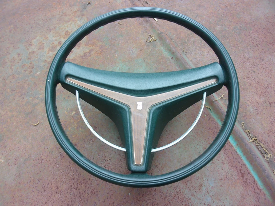 1974 1975 Chrysler Newport New Yorker 3 Spoke Steering Wheel Green OEM - Image 1 of 4