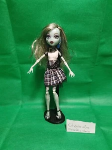 Monster High Frankie Stein Ghouls Alive Doll - Picture 1 of 2