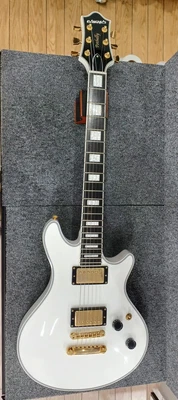 Guitarra eléctrica EDWARDS by ESP E-PO-CTM Potbelly oro blanco herrajes hecha en Japón Foto 1 de 4