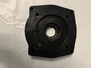 Placa de montaje de motor Hayward OEM para super bomba SP1600F5 usada - Imagen 1 de 3