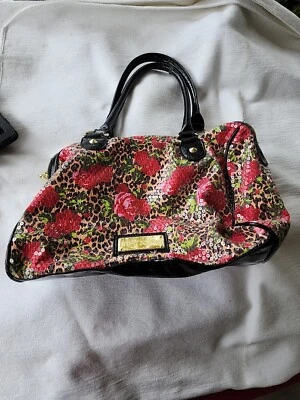 BETSEY JOHNSON 黑色全亮片红色玫瑰托特包 HOBO 手提包 — 第 1/4 张图片