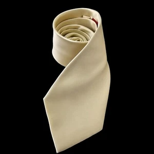 Brand Q Red Label Silky Ivory Microfiber Tie 4x59 Vintage Retro Italian Design - Picture 1 of 8