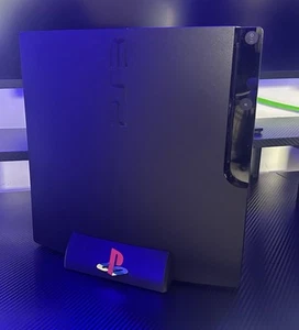 PlayStation 3 Slim Ständer - 3D Druck Vertikaler Ständer für PS3 Slim Konsole - Bild 1 von 9