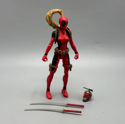 Figura de acción Marvel Legends Lady Deadpool 6" Sauron BAF Wave Hasbro Foto 1 de 4