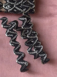 Rick Rack 84" x 3/8" Black Silver Metallic Vintage Cotton Worn Trim - Picture 1 of 5