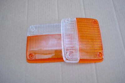 TOYOTA LAND CRUISER FJ40 FJ45 BJ40 BJ42 FJ55 HJ45 FRONT TURN SIGNAL LENS SET - Image 1 of 3