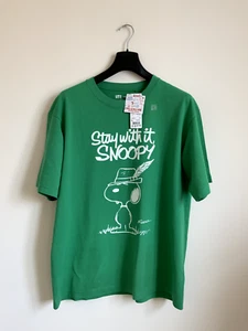 UNIQLO PEANUTS Vintage Books Stay with it, SNOOPY Oversized T-Shirt L Large NWT - Picture 1 of 14