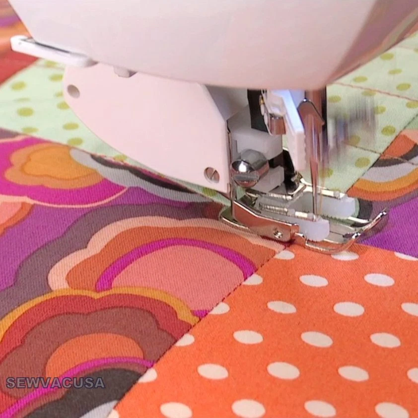 Genuine OEM SINGER Even Feed Low Shank Walking Foot With Guide 2500271