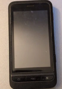 2 X Vodafone 945 Smartphone 300 MB 3.2 In Screen 5MP Android Used-Dirty Untested - Imagen 1 de 2