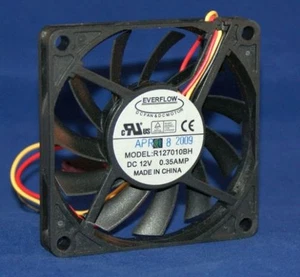 Ventilador Everflow 70x70x10mm R127010BU DC 12V 4800 rpm 43dBA rodamiento de bolas 3 pines - Imagen 1 de 1