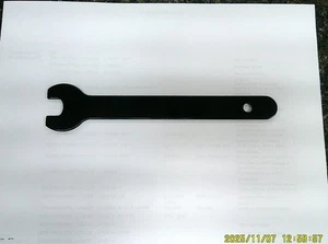 Llave para herramientas Ryobi - Imagen 1 de 5