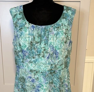 Nuevo con etiquetas Vestido Connected Apparel para mujer talla 16 ajustado y acampanado sin mangas forrado floral - Imagen 1 de 15