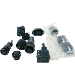10 pcs Assorted Circular Connector Receptacle Plug TE AMP and Cinch Connectivity - Picture 1 of 9
