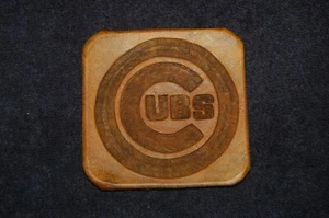 Chicago Cubs Handgeprägte Leder Untersetzer (4er Set) - Bild 1 von 3