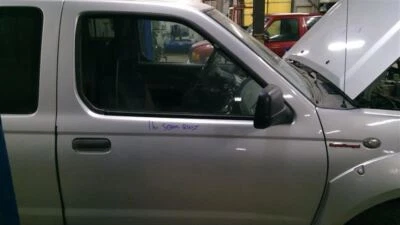 (LOCAL PICKUP ONLY) Passenger Front Door Electric Fits 01-04 FRONTIER 811377 - Image 1 of 4