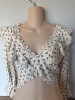 Top corto de algodón oliváceo M encaje beige lunares cruz festival Foto 1 de 4