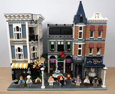 LEGO CREATOR: Cuadrado de montaje (10255) 100% con figuras e instrucciones Foto 1 de 4