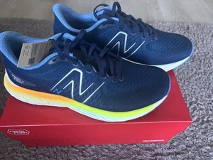 New Balance Fresh Foam X Evoz V3 Laufschuh, Navy / Heritage Blue, Gr. 42,5, US 9 - Bild 1 von 6