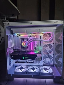 GIGABYTE AORUS NVIDIA RTX 2080 SUPER - Foto 1 di 5