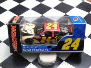 RCCA 2006 1/64 HO JEFF GORDON DUPONT MIGHTY MOUSE - Picture 1 of 1