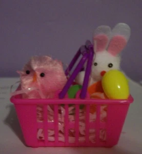Cesta de Pascua conejito pollito y 3 huevos para tu muñeca accesorios todo nuevo sin etiquetas - Imagen 1 de 3