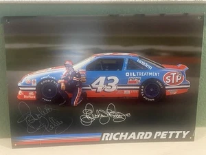 Autographed Richard Petty Metal Sign And Program - Picture 1 of 8