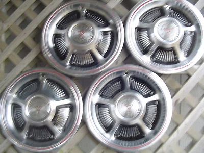 Dodge Charger Polaro Coronet Super Beer St Regis 1970 70 tapacubos rueda mopar Foto 1 de 4