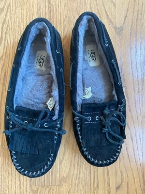 UGG Womens Moccasins Size 9 Black Sheepskin Slippers Slip On - Image 1 of 4