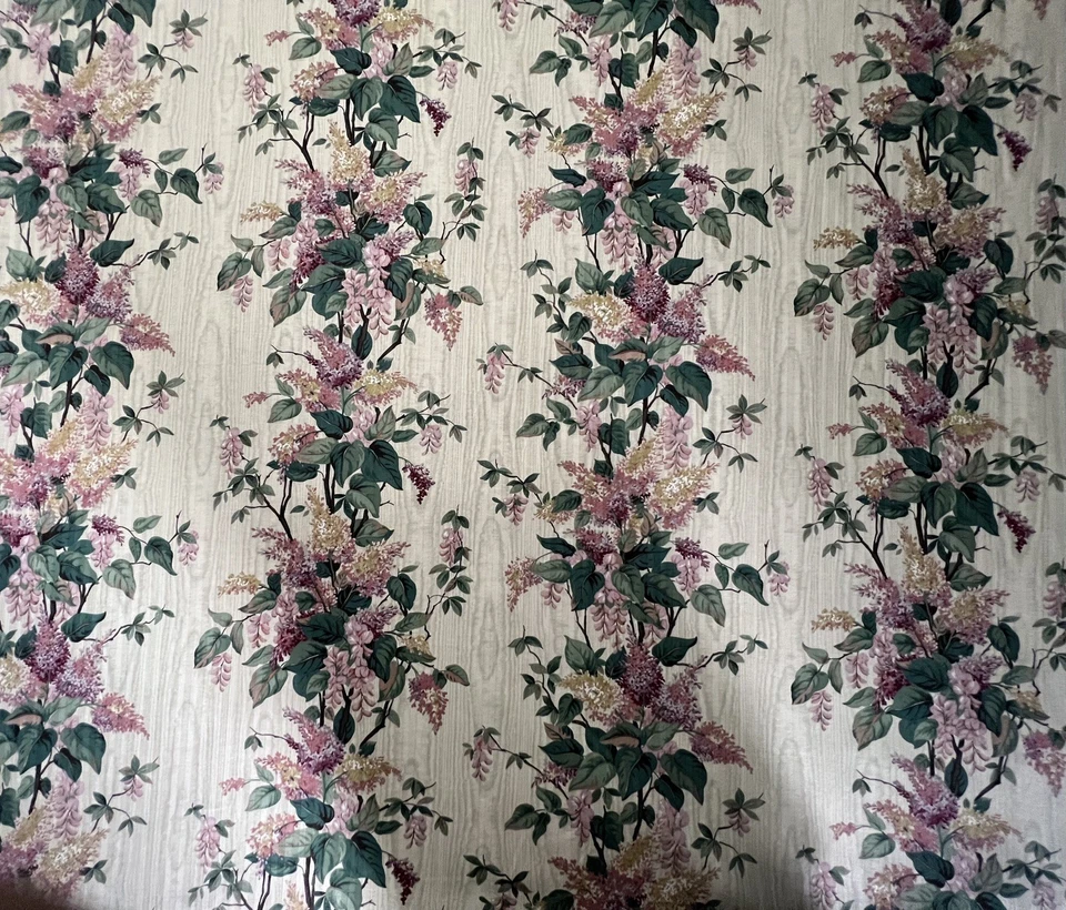 Tela Floral Estampado Algodón Multiusos RAYAS LILA Kravet Vendido por Yarda. Foto 1 de 4