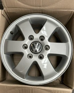 CERCHI IN LEGA VW CRAFTER SPRINTER ORIGINALI, 6.5Jx16H2 ET62, codice 9064010002 - Imagen 1 de 11