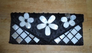 VINTAGE-NEW-"MAD BY DESIGN" CLUTCH PURSE-BLACK SILK WITH MOTHER OF PEARL ACCENTS - Picture 1 of 12