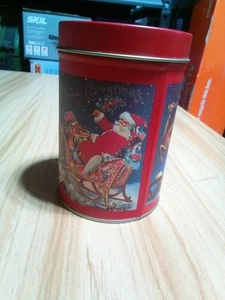 Vintage MJ Designs Small Tin With Santa In A Sleigh - Picture 1 of 2