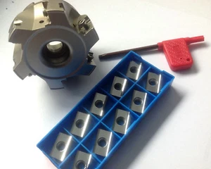 1 x 63mm Messerkopf / Z = 6 + 10 x APKT160404PDFR -ALU- NEU! Mit Rechnung! - Picture 1 of 1