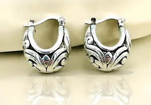 Orecchini a cerchio in argento sterling 925 design filigrana, chiusura leggera sul retro 1386 - Foto 1 di 3