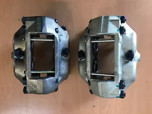 Par de pinzas nuevas de 4 pistones para BMW 2002tii 1971-1974 - Imagen 1 de 5