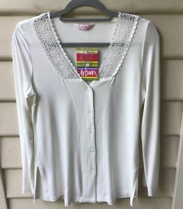 Urban NWT Sz 10 S 8 Ivory Lace Trim Shirt Blouse Top Roll Tab Sleeve V Ezi- Buy - Picture 1 of 8