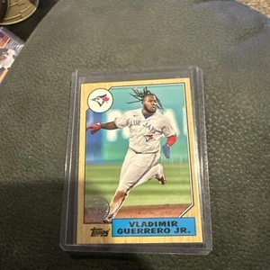 2022 Topps Update Vladimir Guerrero Jr. 35th Anniversary 87TBU-50 NM Blue Jays - Picture 1 of 2