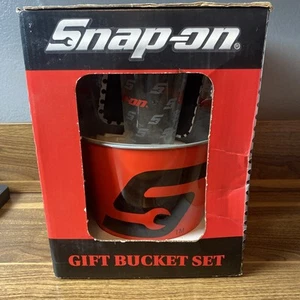 Juego de cubos de regalo de herramientas a presión con 4 vasos y un cubo de hielo de metal con mango NUEVO - Imagen 1 de 5