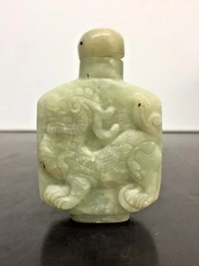 Botella de tabaco de jade tallada china antigua - Imagen 1 de 9
