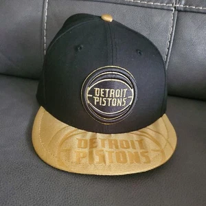 RARE New Era Detroit Pistons HWC PU 9Fifty OLD School LOGO  Gold - Picture 1 of 5