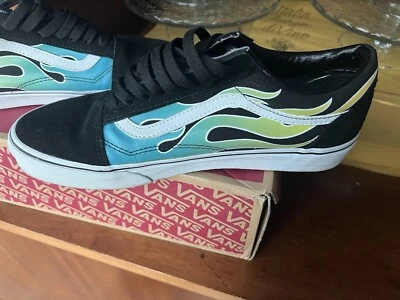 Vans Old Skool Scarpe da Ginnastica Unisex Adulto - Black/White, EU 43 - Immagine 1 di 4