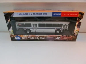Iconic Replicas 1:87 - Transit Bus Orion V Linienbus 2006 (MTA New York) - OVP - Imagen 1 de 2