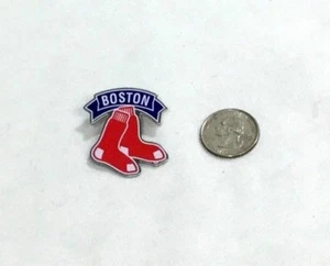 Official MLB Boston Red Sox "Hanging Sox" Logo Pin Fenway Park FREESHIP - Picture 1 of 1