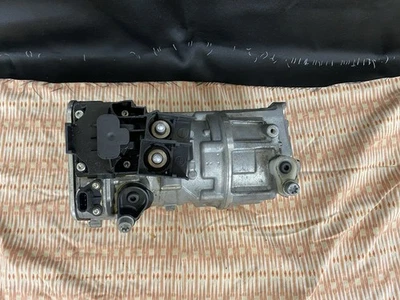 Compresor de aire acondicionado OEM 2020-25 Mercedes-Benz W204 W214 W254 GLE450 GLE580 0008303604 Foto 1 de 4