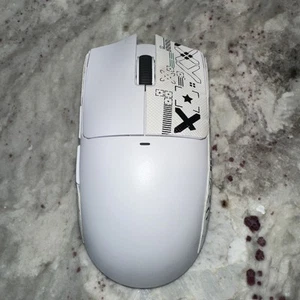 Wireless gaming Computer Mouse - Picture 1 of 6