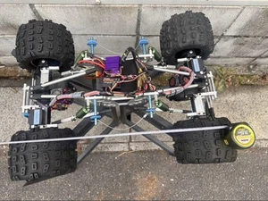 Gmade Spider 1/10 Rc Rock Crawler Rtr Radio Controlled Transmitter Included - Picture 1 of 10