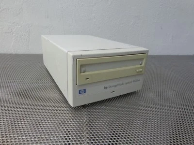 HP MO Disk C1114M Magneto Optical Drive External 9.1Gb SCSI N3620N1Z C1114-60014 - Image 1 of 2